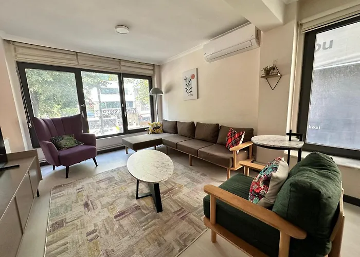 Modern Design, Spatious In Karakoey 4br, 2ba