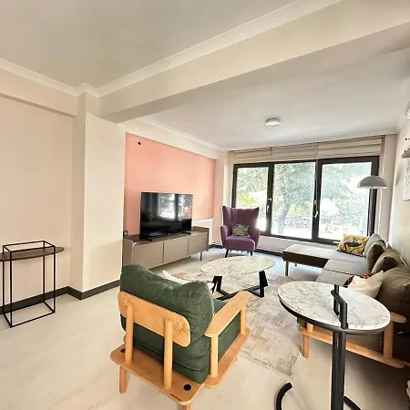 شقة Modern Design, Spatious In Karakoey 4br, 2ba *